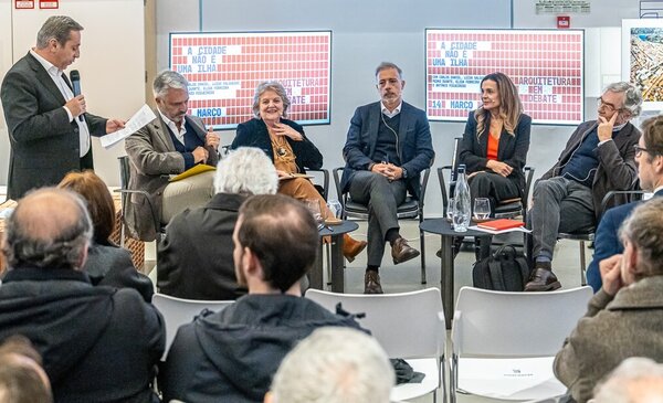 Debate “Uma cidade nao e uma Ilha”