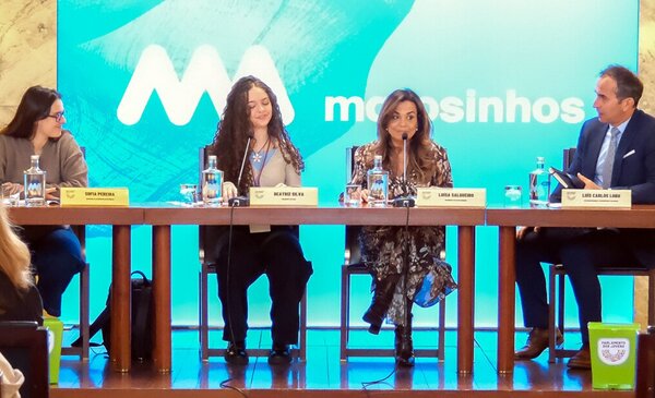 Sessao distrital do Parlamento dos Jovens