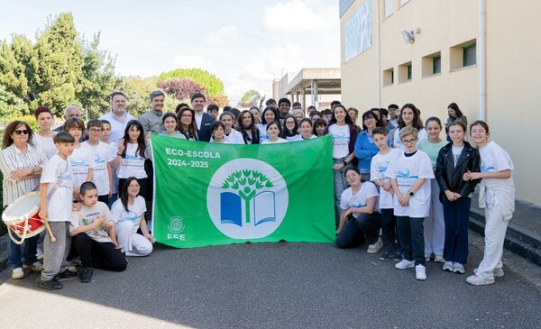 Bandeiras Eco-Escolas hasteadas em Matosinhos