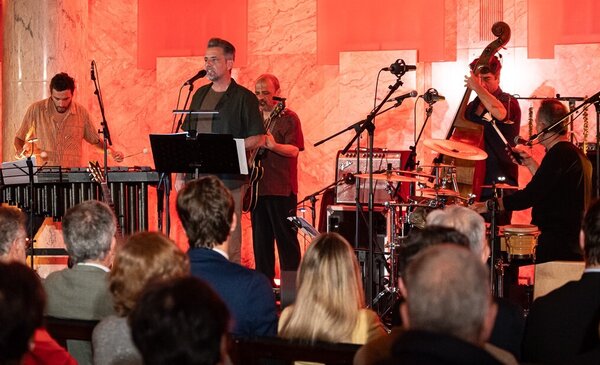 Concerto evocou Abril no Salao Nobre da autarquia