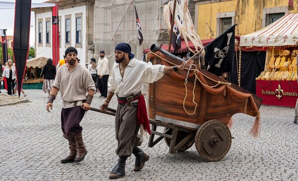 Piratas invadem Leca da Palmeira