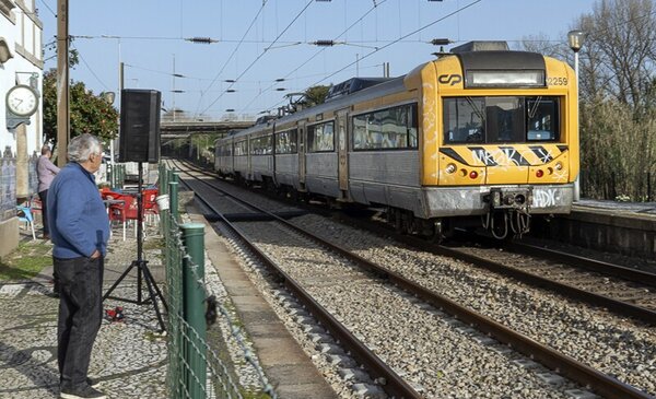 Linha de Leixoes vai reabrir a passageiros