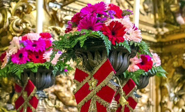 Igreja Bom Jesus de Matosinhos ornamentada