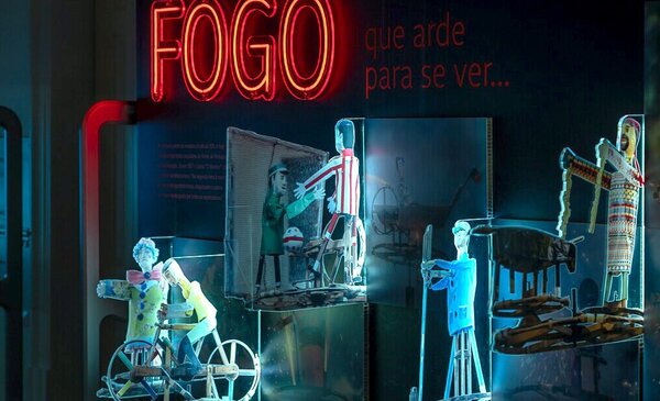 “Fogo que arde para se ver”