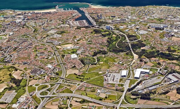 800 Trotinetes e Bicicletas Eletricas