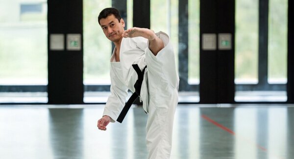 dest_shinji_akita_sensei