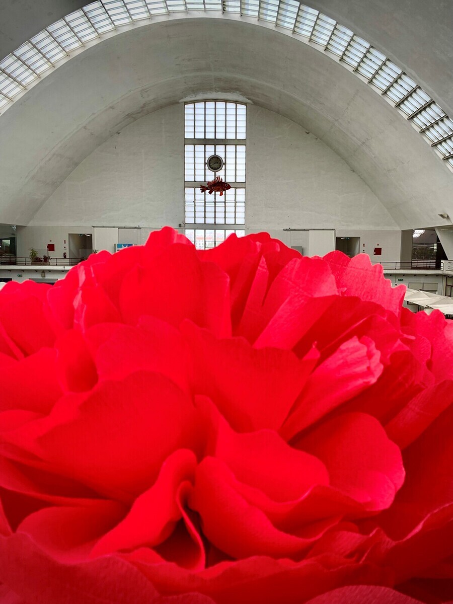 "Mercado Vestido de Abril"